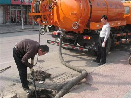 大余清掏化粪池，健康生活从这里开始